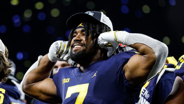 Donovan-Edwards-Michigan-Flex-22